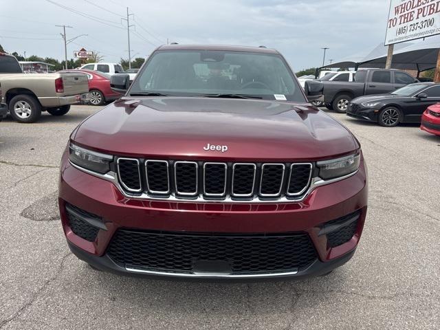 2025 Jeep Grand Cherokee GRAND CHEROKEE LAREDO 4X4