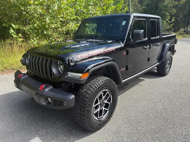 2025 Jeep Gladiator GLADIATOR RUBICON 4X4