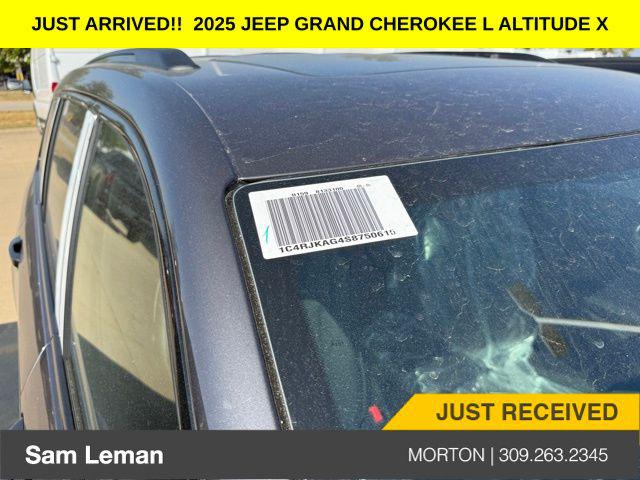 2025 Jeep Grand Cherokee GRAND CHEROKEE L ALTITUDE X 4X4 2025 Jeep Grand Cherokee GRAND CHEROKEE L ALTITUDE X 4X4