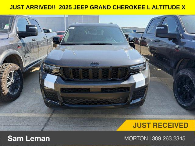 2025 Jeep Grand Cherokee GRAND CHEROKEE L ALTITUDE X 4X4 2025 Jeep Grand Cherokee GRAND CHEROKEE L ALTITUDE X 4X4