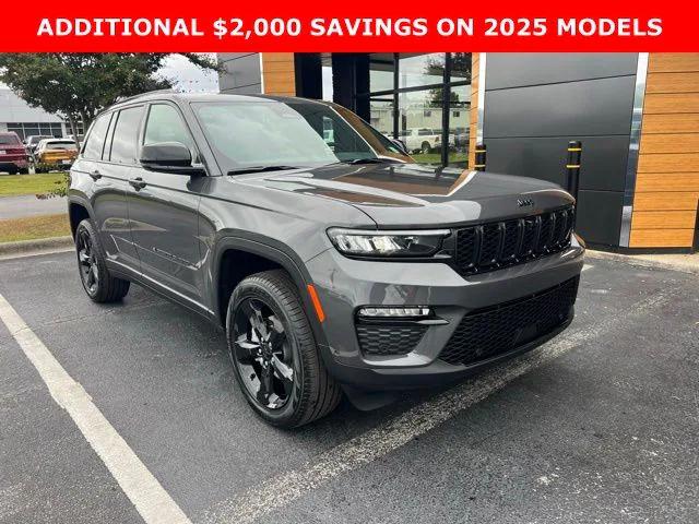 2025 Jeep Grand Cherokee GRAND CHEROKEE LIMITED 4X4