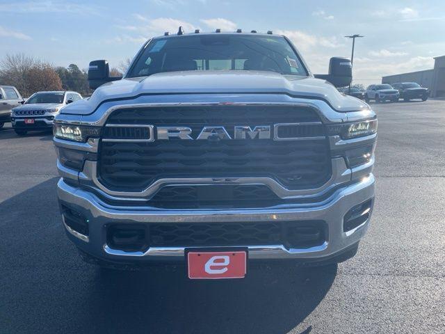 2026 RAM Ram 2500 RAM 2500 TRADESMAN CREW CAB 4X4 64 BOX