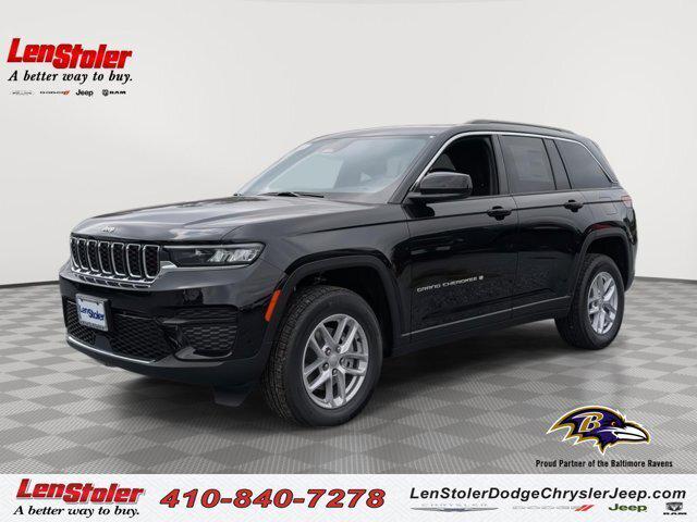 2025 Jeep Grand Cherokee GRAND CHEROKEE LAREDO X 4X4