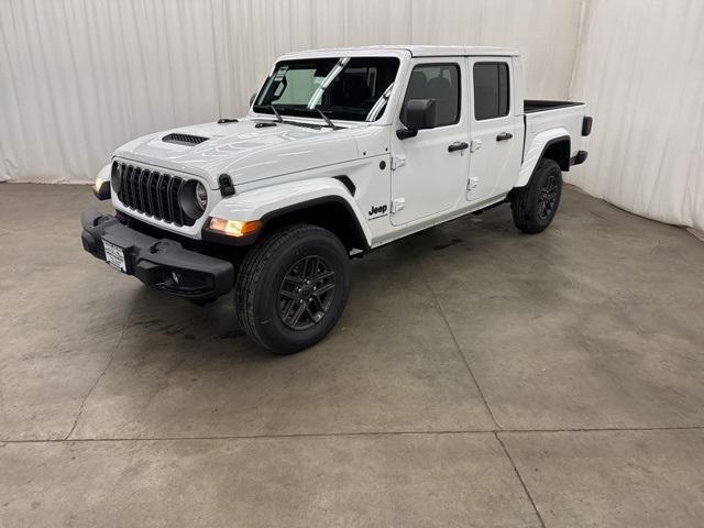 2025 Jeep Gladiator GLADIATOR SPORT S 4X4