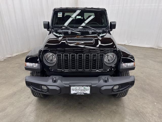2025 Jeep Gladiator GLADIATOR SPORT S 4X4