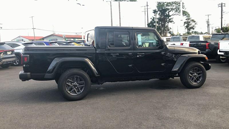 2025 Jeep Gladiator GLADIATOR SPORT S 4X4