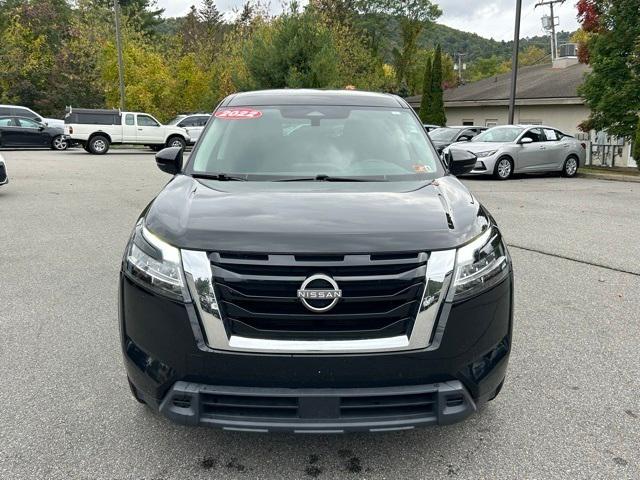 2022 Nissan Pathfinder S 4WD