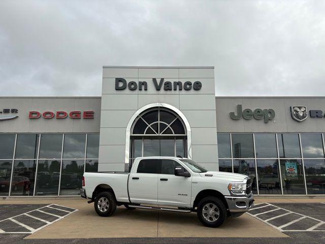 2024 RAM 2500 Big Horn Crew Cab 4x4 64 Box 2024 RAM 2500 Big Horn Crew Cab 4x4 64 Box