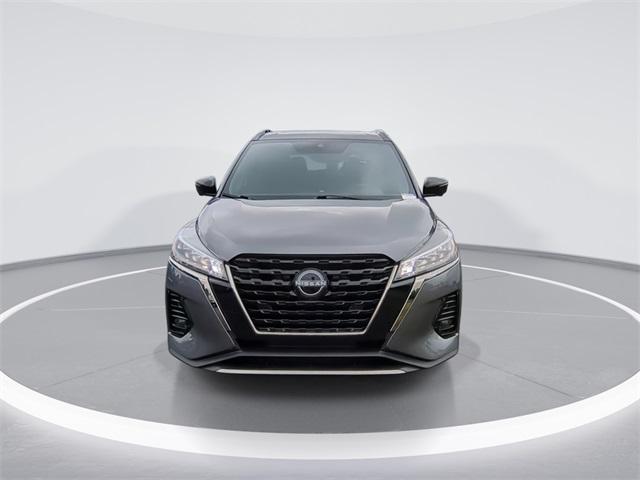 2023 Nissan Kicks SR Xtronic CVT