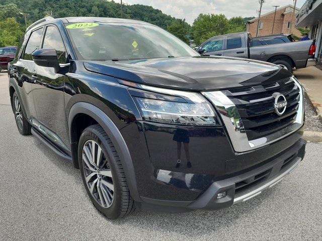 2022 Nissan Pathfinder Platinum 4WD