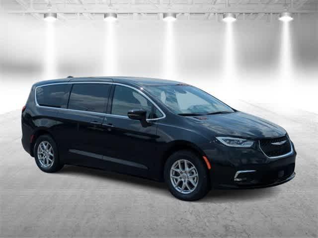 2024 Chrysler Pacifica Touring