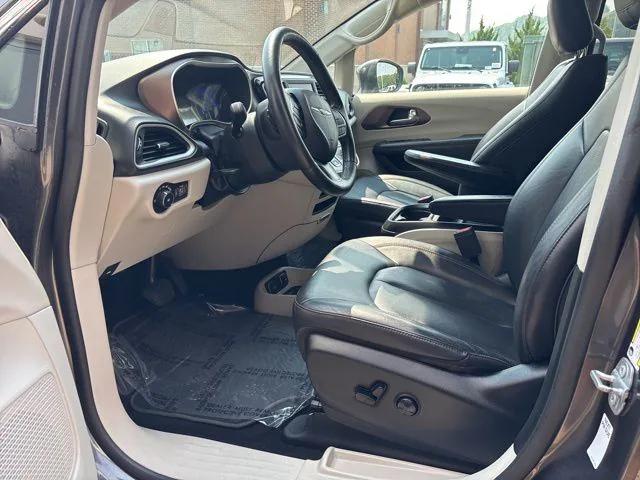 2019 Chrysler Pacifica Touring L