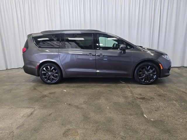 2019 Chrysler Pacifica 35th Anniversary Touring L Plus