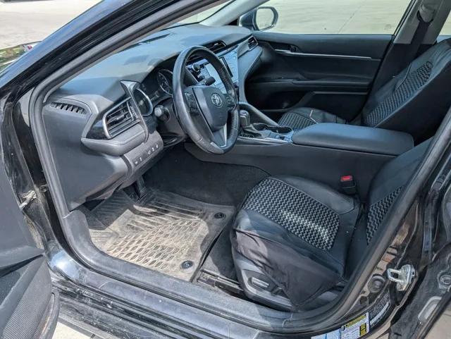 2020 Toyota Camry SE AWD