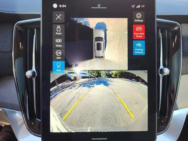 2026 Volvo XC90 Ultra Dark Theme, B6 AWD Gas (mild hybrid), Gasoline, 7 Seats