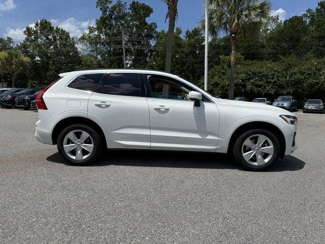 2022 Volvo XC60 B5 Momentum 2022 Volvo XC60 B5 Momentum