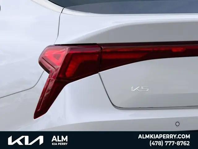 2026 Kia K5 LXS FWD