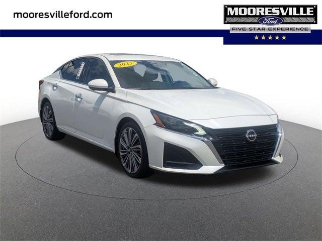 2023 Nissan Altima SL FWD