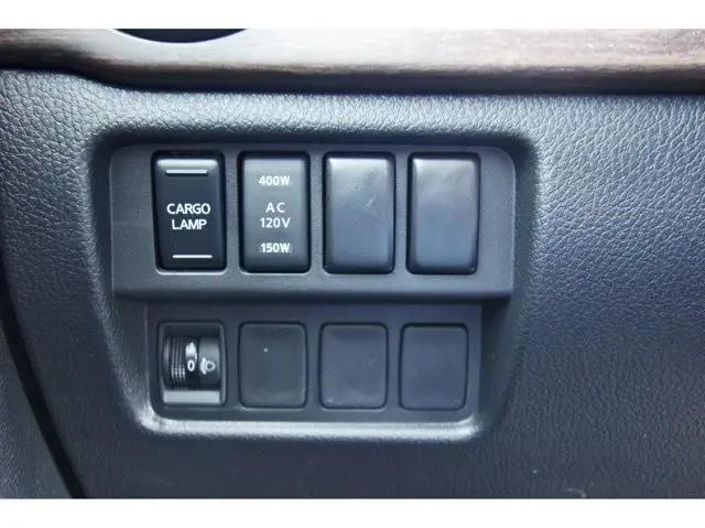 2024 Nissan Titan Crew Cab Platinum Reserve 4x2