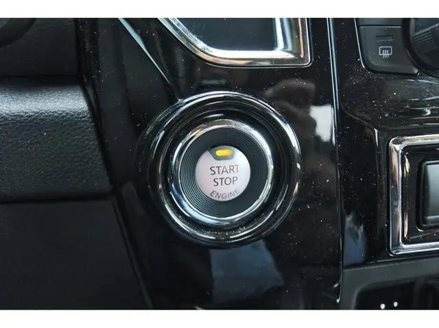 2024 Nissan Titan Crew Cab Platinum Reserve 4x2