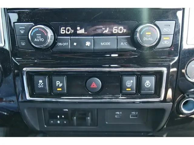 2024 Nissan Titan Crew Cab Platinum Reserve 4x2