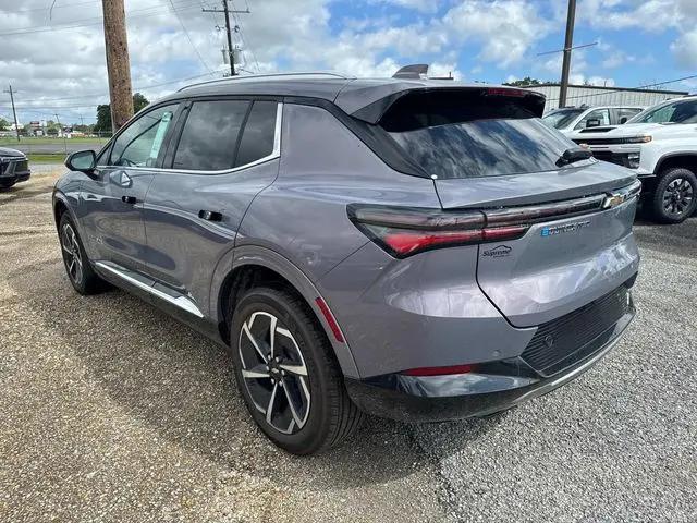 2025 Chevrolet Equinox LT 2