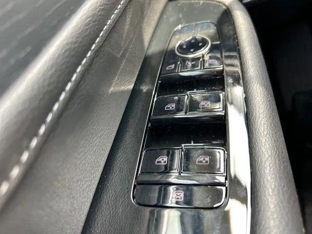 2025 INFINITI QX80 SENSORY AWD