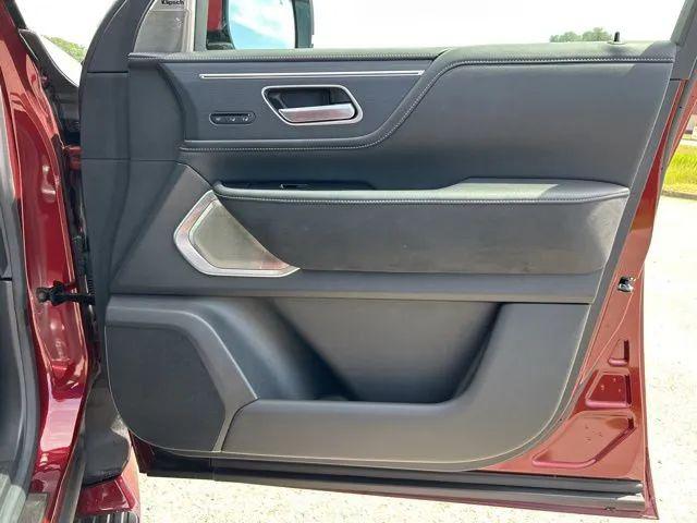 2025 INFINITI QX80 SENSORY AWD