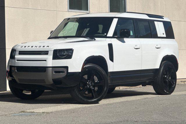 /2022 Land-Rover Defender
