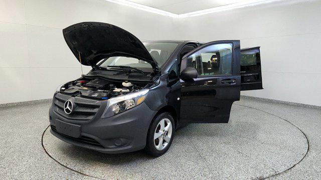 2020 Mercedes-Benz Metris Standard Roof 126" Wheelbase
