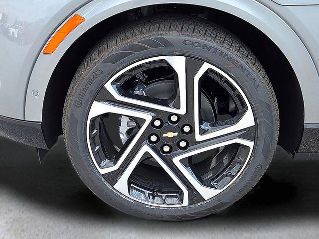 2025 Chevrolet Equinox LT 2