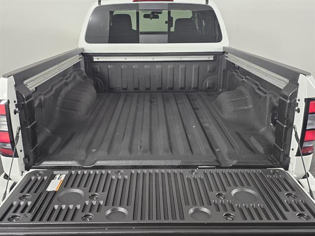 2025 Nissan Frontier King Cab SV 4x2