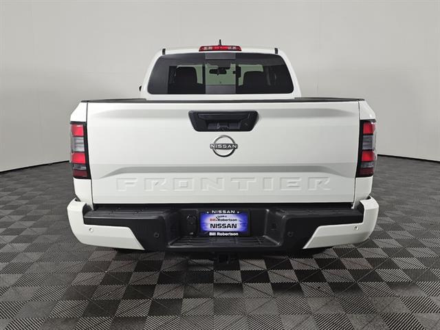 2025 Nissan Frontier King Cab SV 4x2