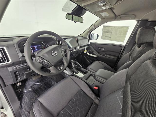 2025 Nissan Frontier King Cab SV 4x2