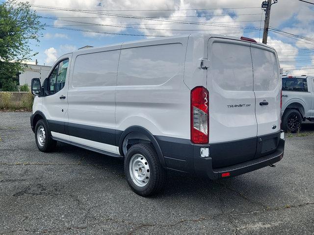 2025 Ford Transit Cargo Van T-250 130 Low Rf 9070 GVWR RWD