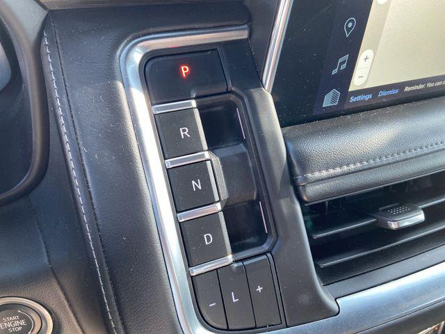2023 Chevrolet Suburban 4WD LT