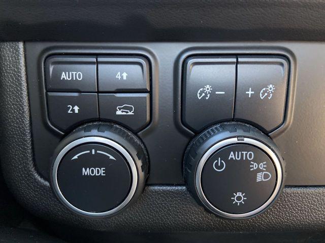2023 Chevrolet Suburban 4WD LT