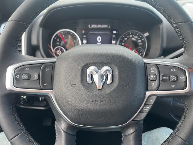 2026 RAM Ram 3500 RAM 3500 BIG HORN CREW CAB 4X4 8 BOX