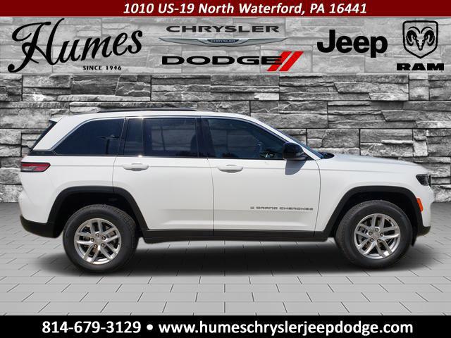 2025 Jeep Grand Cherokee GRAND CHEROKEE LAREDO X 4X4 2025 Jeep Grand Cherokee GRAND CHEROKEE LAREDO X 4X4