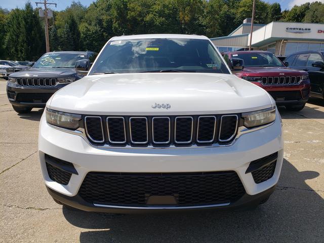 2025 Jeep Grand Cherokee GRAND CHEROKEE LAREDO X 4X4 2025 Jeep Grand Cherokee GRAND CHEROKEE LAREDO X 4X4