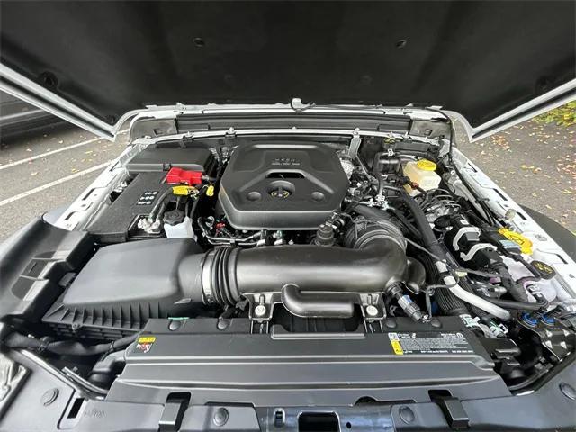 2025 Jeep Wrangler 4-Door Summit 4x4