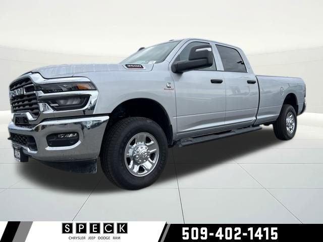 2026 RAM Ram 3500 RAM 3500 TRADESMAN CREW CAB 4X4 8 BOX