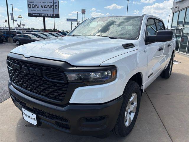 2025 RAM Ram 1500 RAM 1500 TRADESMAN CREW CAB 4X2 57 BOX 2025 RAM Ram 1500 RAM 1500 TRADESMAN CREW CAB 4X2 57 BOX