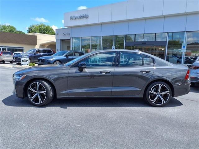 2025 Volvo S60 B5 Core
