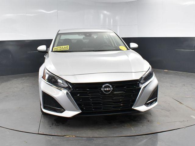 2023 Nissan Altima SV FWD