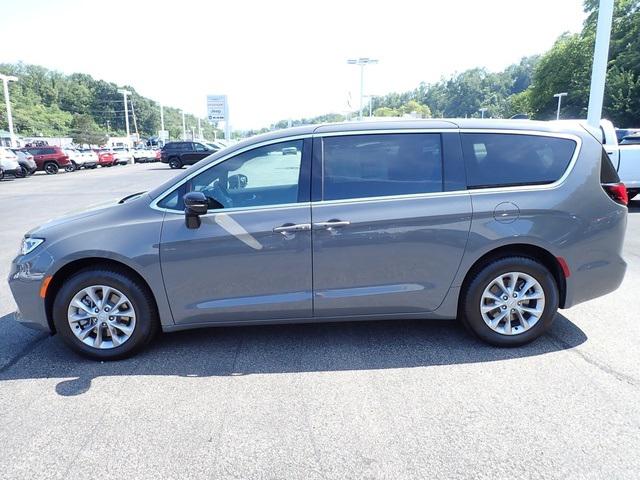 2025 Chrysler Pacifica PACIFICA SELECT AWD