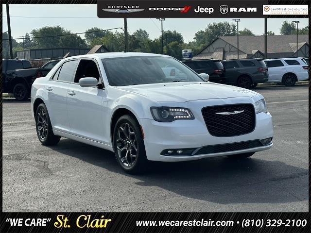 2016 Chrysler 300 300S