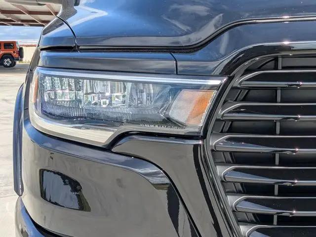 2026 Ram 1500 Laramie Crew Cab 4x4 57 Box