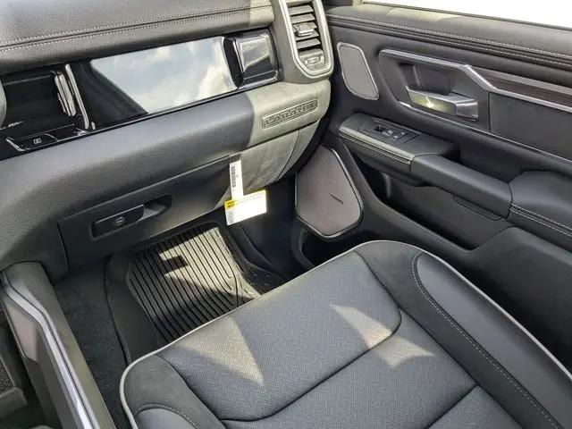 2026 Ram 1500 Laramie Crew Cab 4x4 57 Box