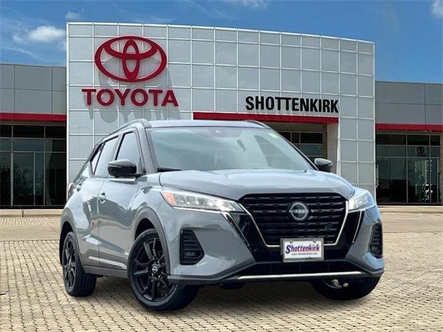 2023 Nissan Kicks SR Xtronic CVT
